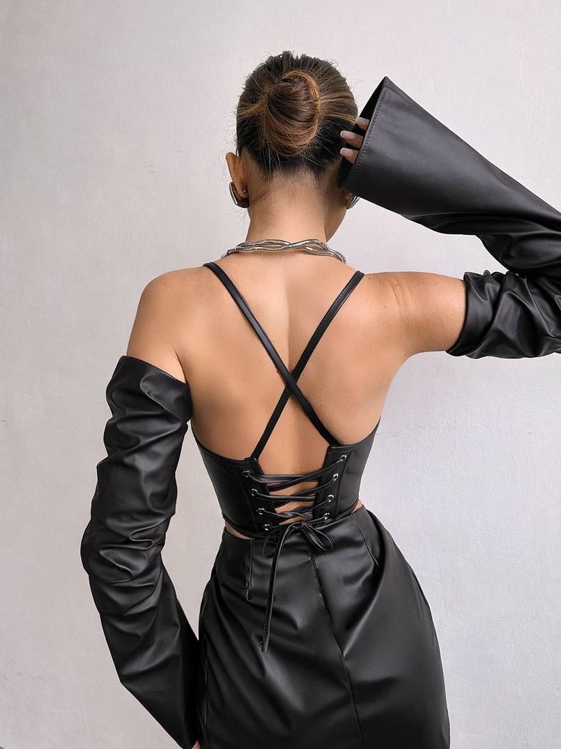 Комплект з еко шкіри: корсет з чашечками+ спідниця міні Комплект з еко шкіри: корсет з чашечками+ спідниця міні | PUSHKA SHOP