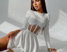 Приталенное платье с корсетной вставкой и пышной юбкой-солцем Приталенное платье с корсетной вставкой и пышной юбкой-солцем | PUSHKA SHOP