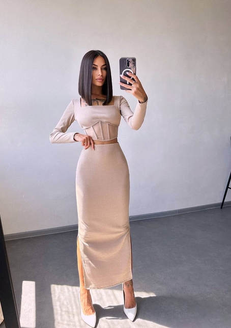 Трикотажний комплект: топ з елементами корсету та спідниця з розрізами  | PUSHKA SHOP