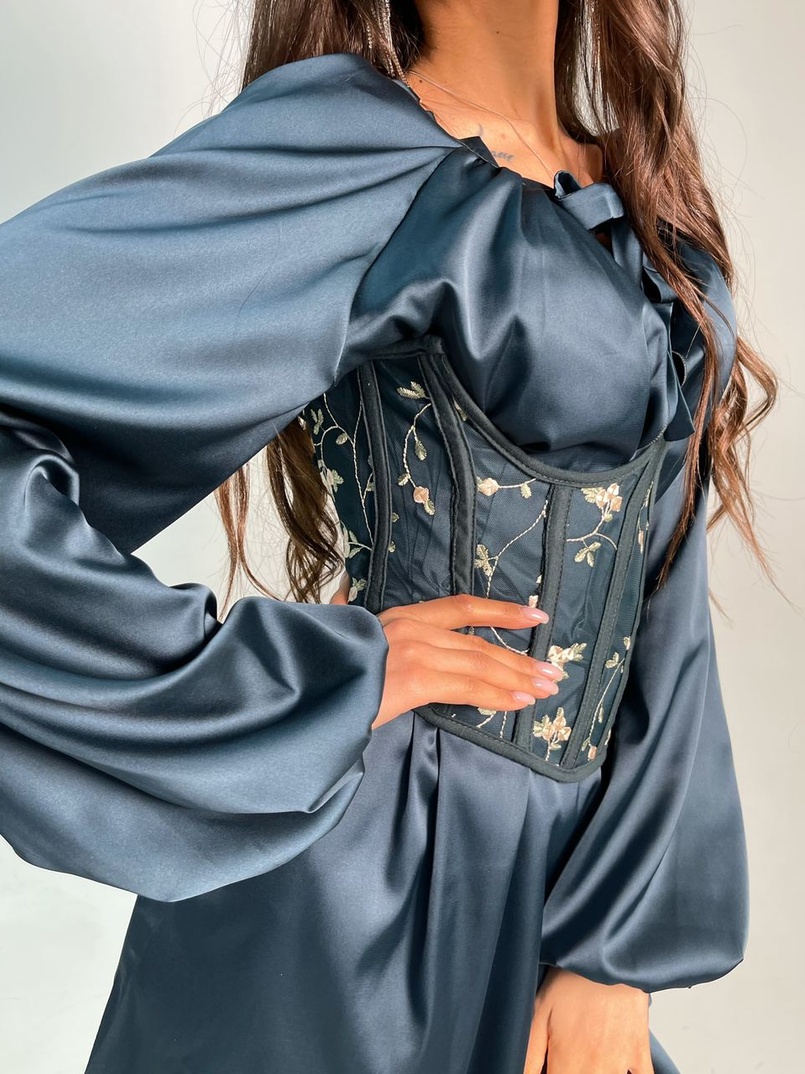 Комплект: шелковое платье на завязках с корсетом  | PUSHKA SHOP