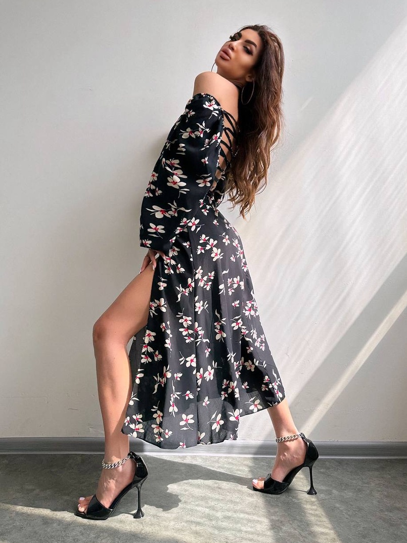 Сукня -міді зі шнурівкою на спинці та розрізом на ніжці | PUSHKA SHOP