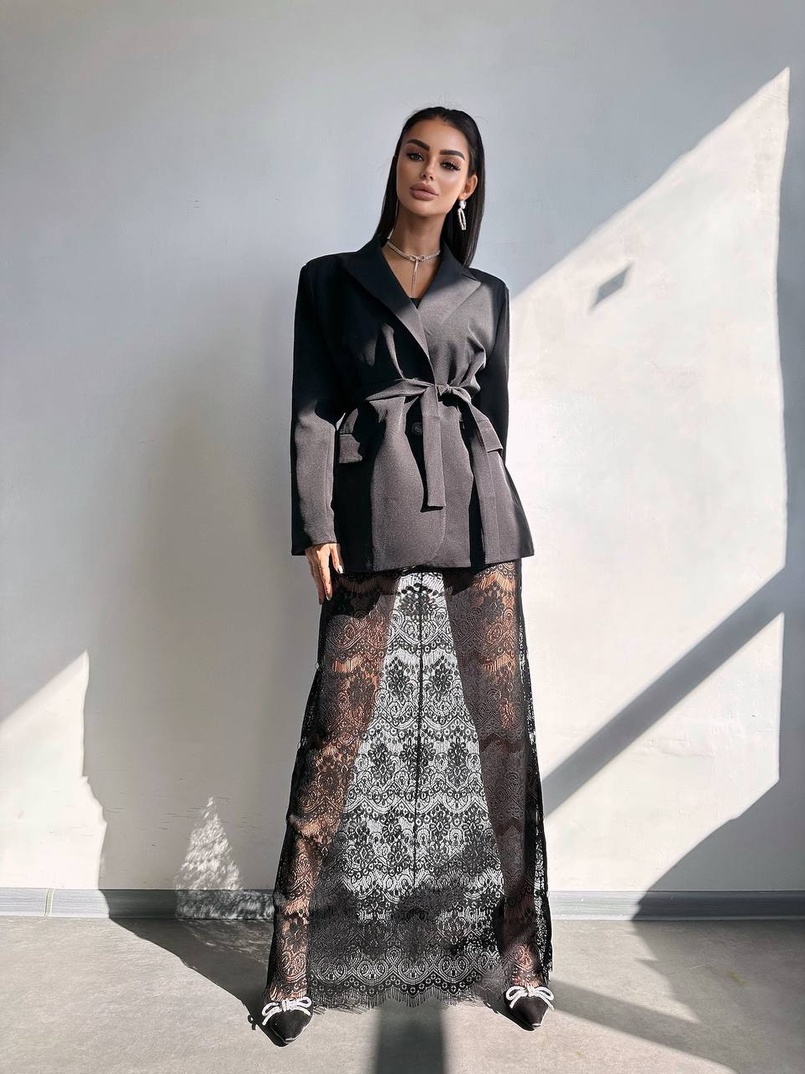 Комплект: піджак + блуза з баской + мереживна спідниця-шорти  | PUSHKA SHOP