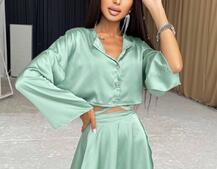 Шелковый комплект: укорочённая рубашка + юбка с запахом Шелковый комплект: укорочённая рубашка + юбка с запахом | PUSHKA SHOP