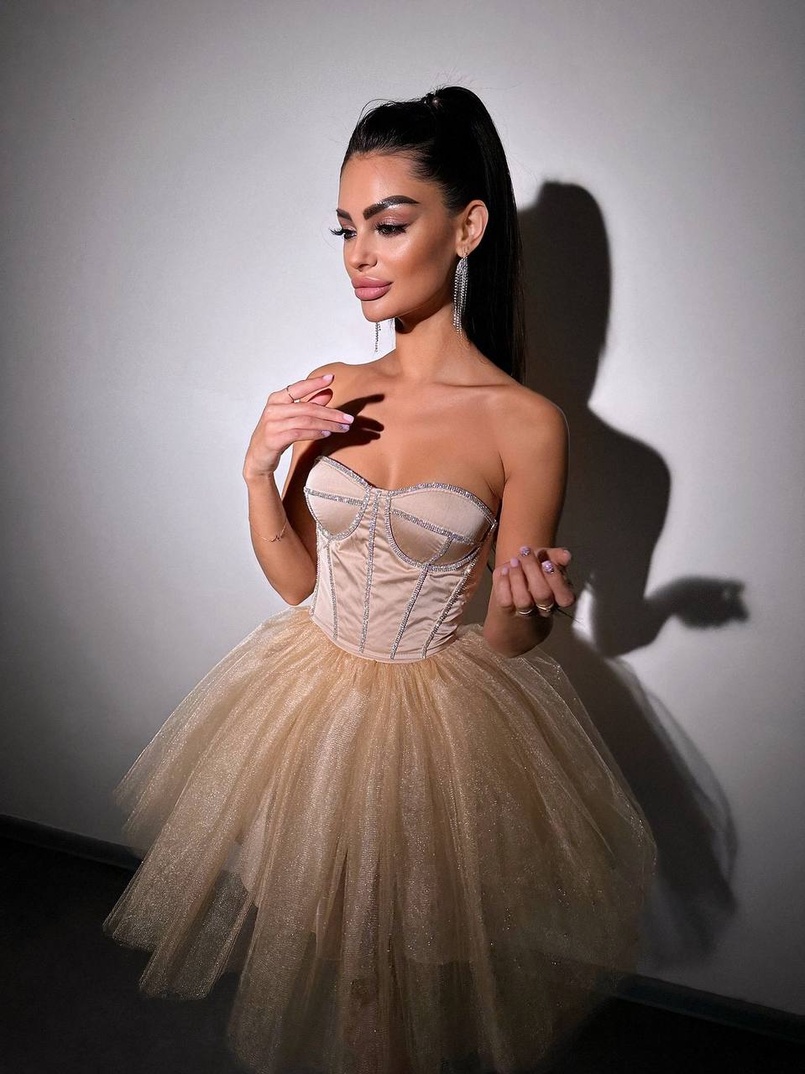 Комплект: корсет, декорований стразами + пишна фатинова спідниця Комплект: корсет, декорований стразами + пишна фатинова спідниця | PUSHKA SHOP