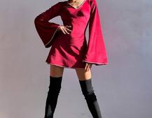 Оксамитова сукня,  декорована стразами з розкльошоними рукавами  | PUSHKA SHOP