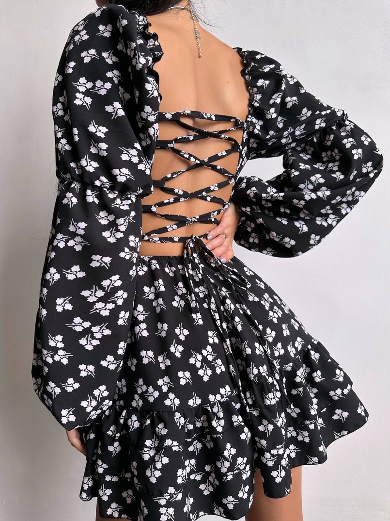 Сукня з квітковим принтом з воланами на ґудзиках  Сукня з квітковим принтом з воланами на ґудзиках  | PUSHKA SHOP