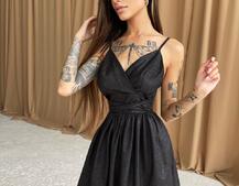 Блестящее платье с пышной юбочкой и завязками на талии  | PUSHKA SHOP