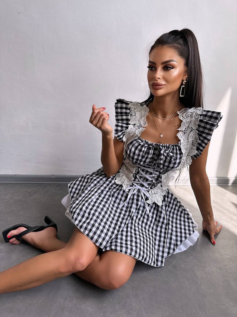 Сукня в клітинку декорована мереживом  | PUSHKA SHOP