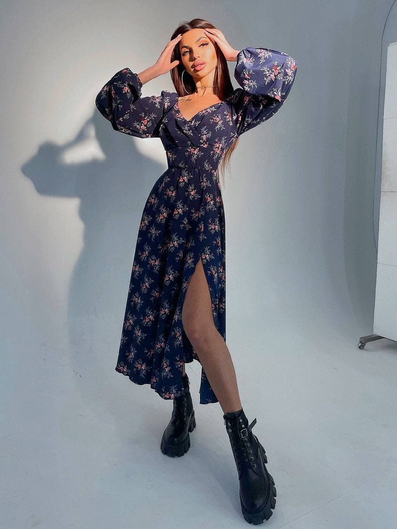 Цветочное платье-миди с разрезом и объемными рукавами | PUSHKA SHOP