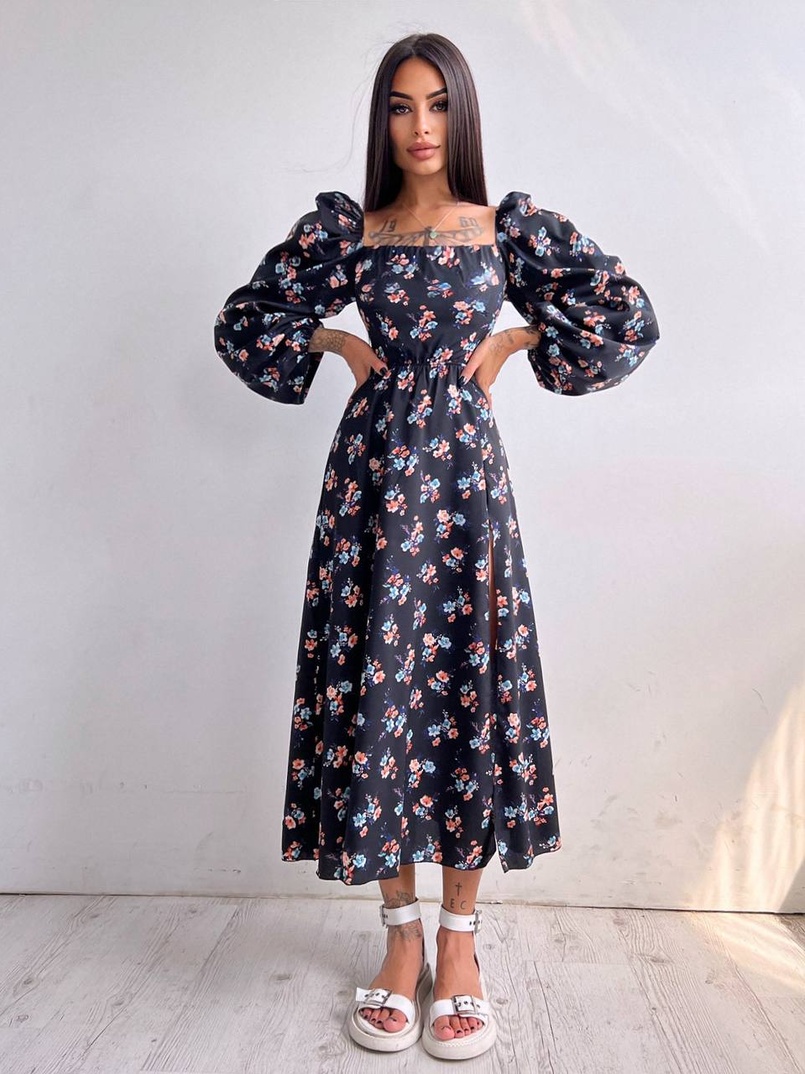 Сукня зі шнурівкою по спинці та розрізом на спідниці | PUSHKA SHOP