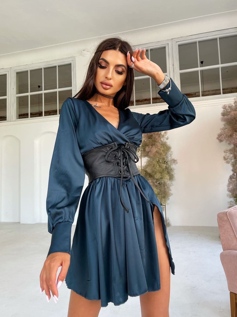 Шелковое платье  с разрезом  + корсет из эко-кожи | PUSHKA SHOP