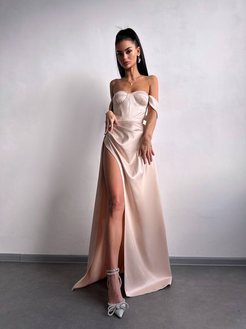 Атласний комплект: корсет бюстʼє + спідниця максі Атласний комплект: корсет бюстʼє + спідниця максі | PUSHKA SHOP