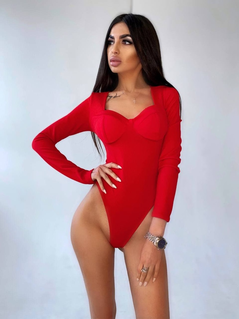 Комплект: боди с чашечками + трикотажные джоггеры Комплект: боди с чашечками + трикотажные джоггеры | PUSHKA SHOP