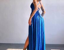 Сяюча сукня максі зі шнурівкою на спинці Сяюча сукня максі зі шнурівкою на спинці | PUSHKA SHOP