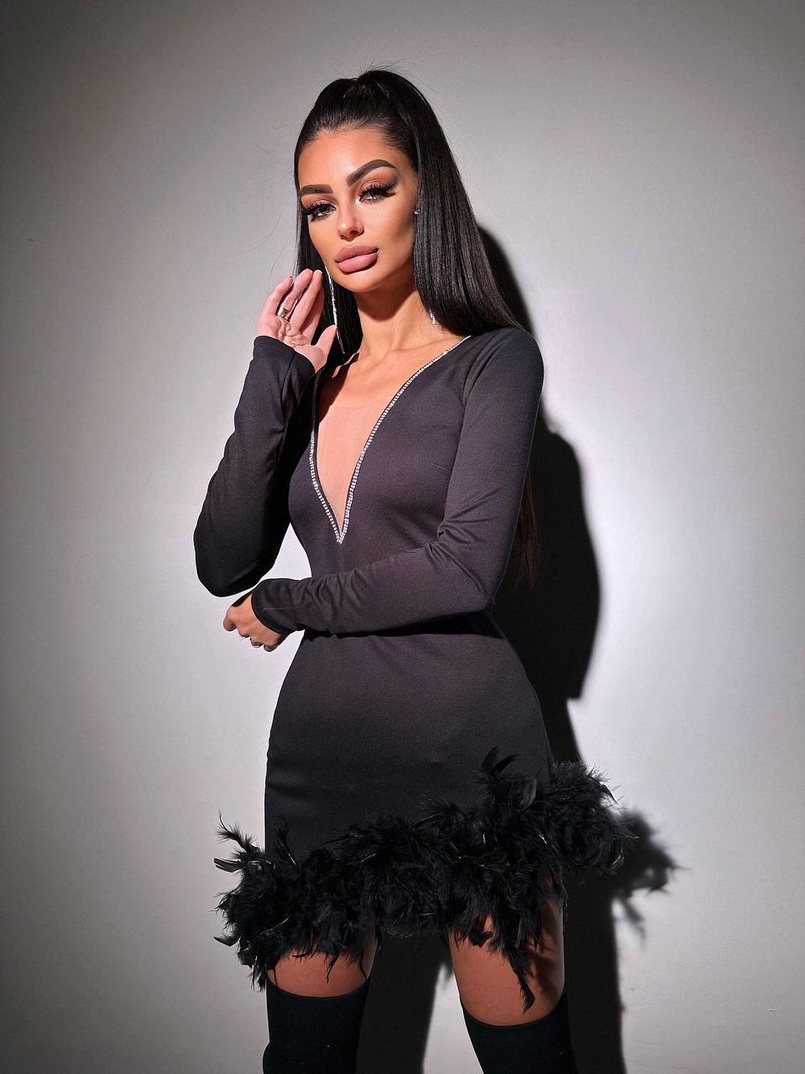 Сукні міні декорована стразами та натуральним пір‘ям | PUSHKA SHOP