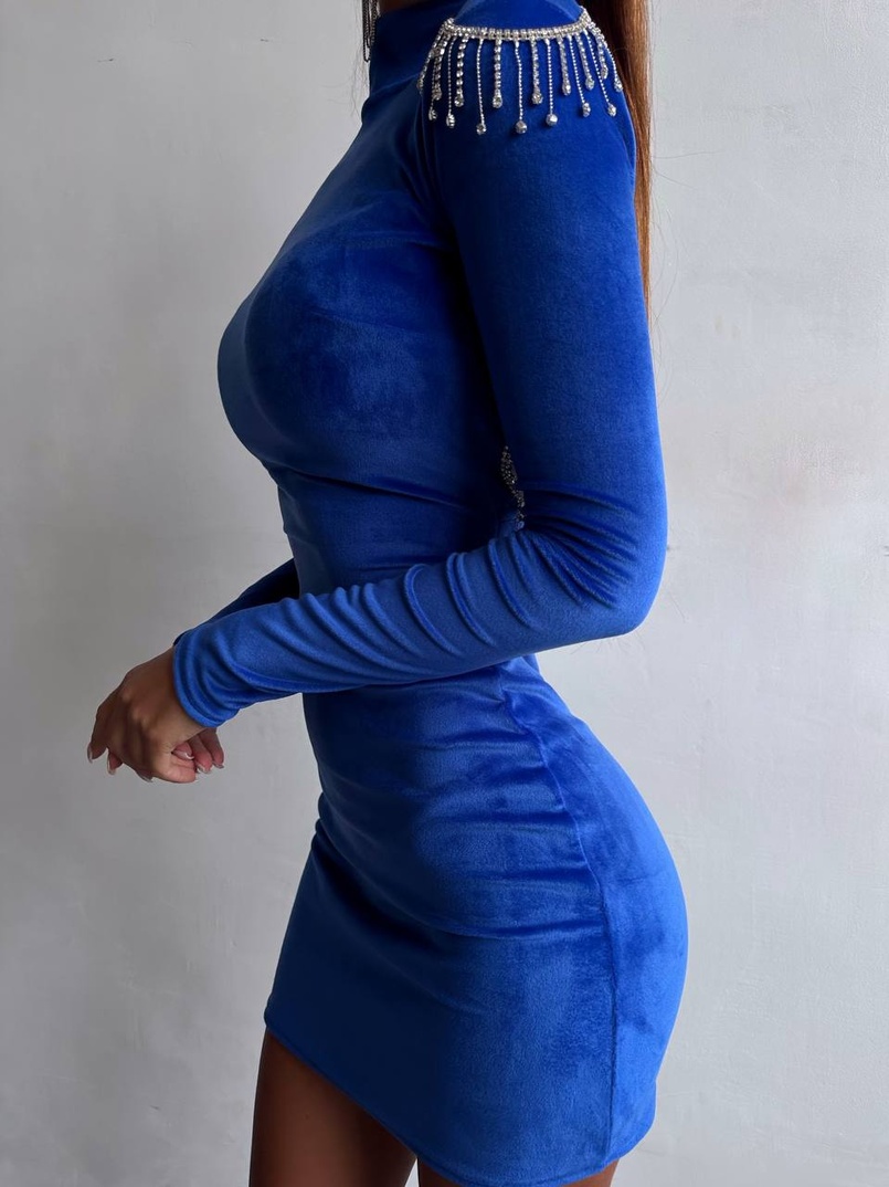 Оксамитова сукня з відкритою спинкою, декорована бахромою зі страз | PUSHKA SHOP