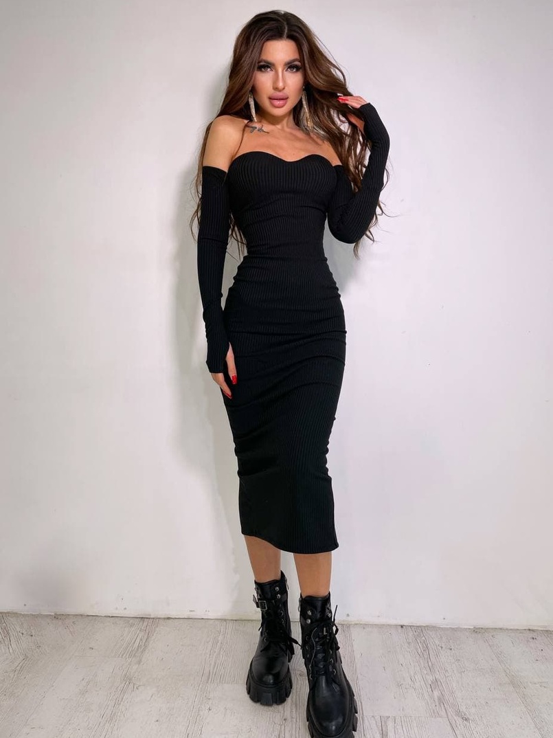 Облегающее платье  миди с чашечками с эффектом push up  | PUSHKA SHOP