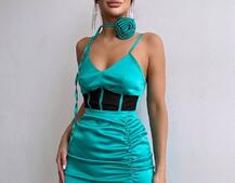 Сукня - міні з драпіруванням та трояндою-чокером | PUSHKA SHOP