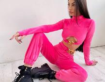 Велюровий костюм з ланцюжками: топ + джоггери | PUSHKA SHOP