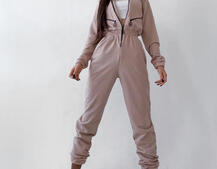 Приталенный комбинезон на молнии  Приталенный комбинезон на молнии  | PUSHKA SHOP