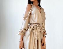 Шелковое платье макси с разрезом Шелковое платье макси с разрезом | PUSHKA SHOP