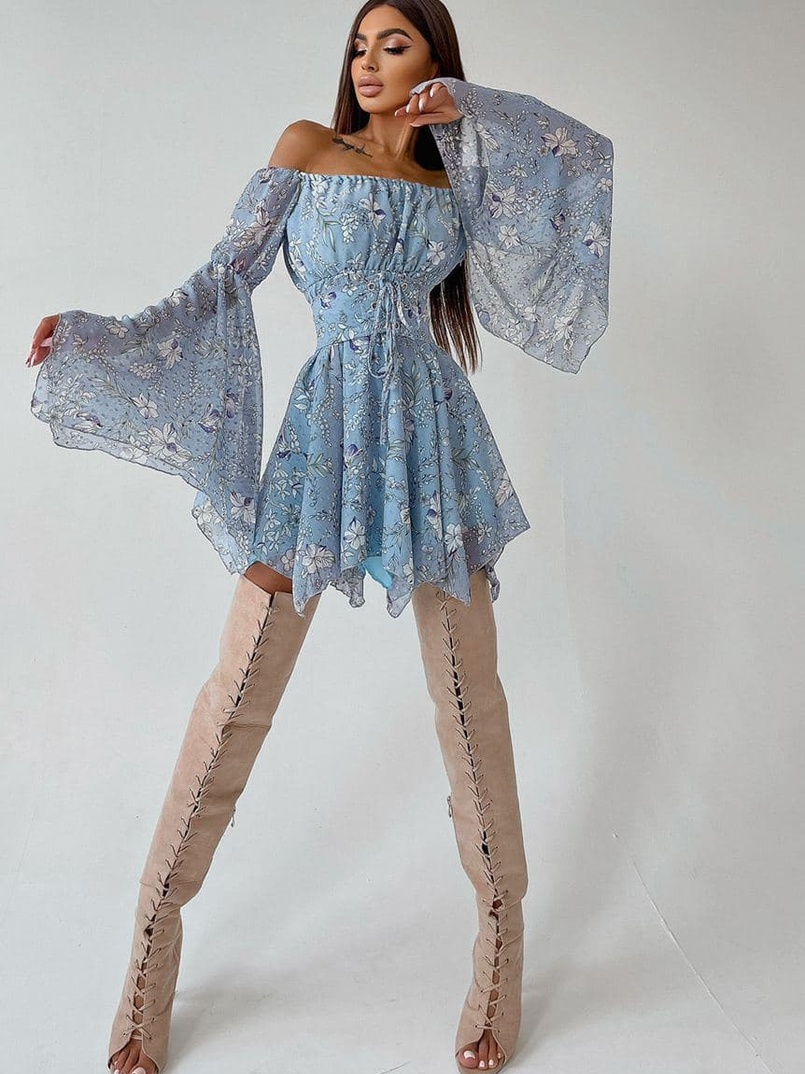 Платье с расклешенными рукавами в комплекте с корсетом  | PUSHKA SHOP