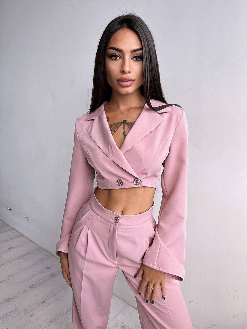 Брючный костюм с широкими штанами Брючный костюм с широкими штанами | PUSHKA SHOP