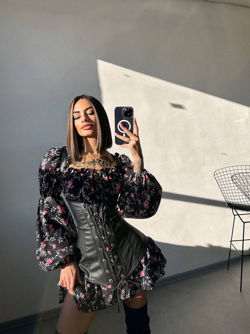 Комплект: сукня з квітковим принтом + корсет з еко-шкіри Комплект: сукня з квітковим принтом + корсет з еко-шкіри | PUSHKA SHOP