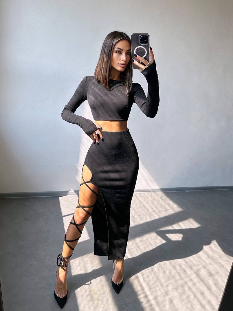 Комплект: топ + спідниця із зав‘язками на ніжку Комплект: топ + спідниця із зав‘язками на ніжку | PUSHKA SHOP