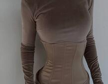 Оксамитова сукня міді з розрізом + атласний корсет Оксамитова сукня міді з розрізом + атласний корсет | PUSHKA SHOP