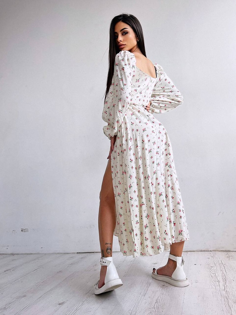 Квіткова сукня з розрізом на спідниці Квіткова сукня з розрізом на спідниці | PUSHKA SHOP