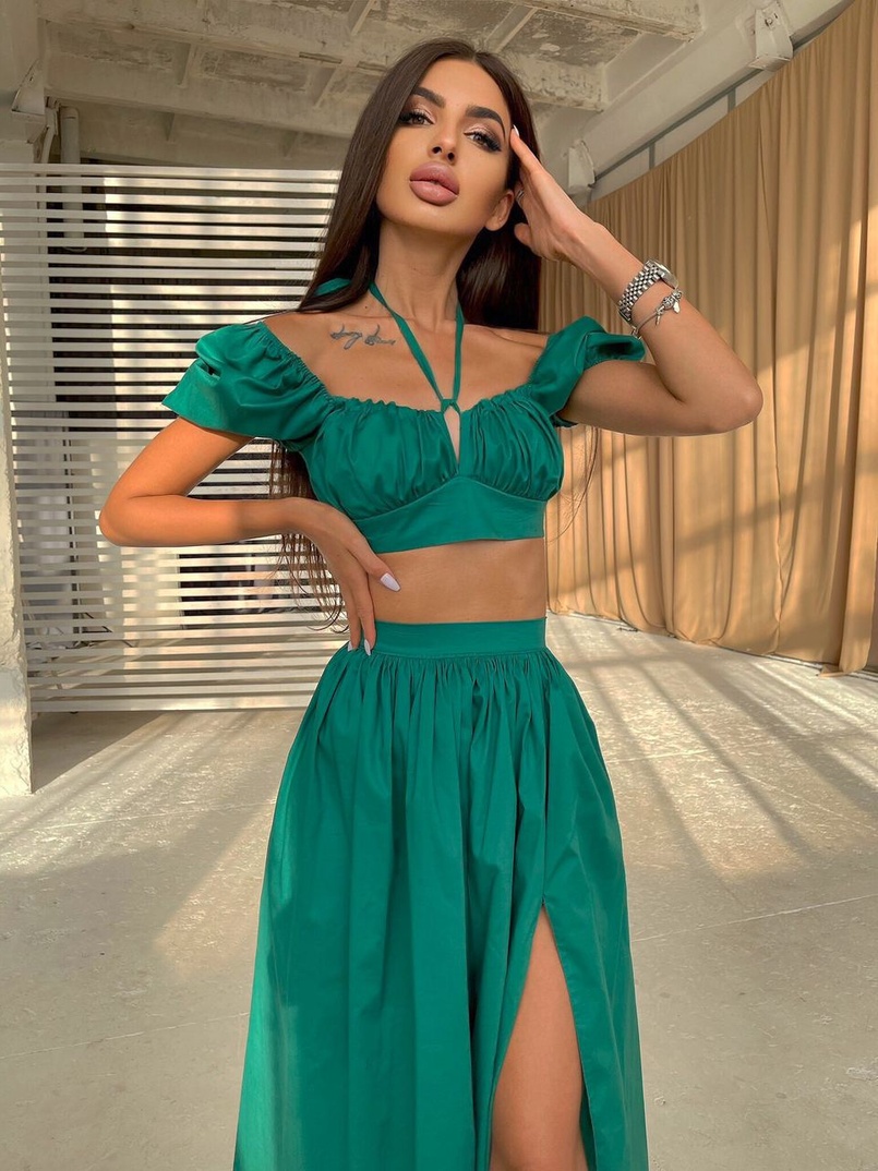 Комплект из хлопка: топ с завязками на груди + юбка-миди с разрезом Комплект из хлопка: топ с завязками на груди + юбка-миди с разрезом | PUSHKA SHOP