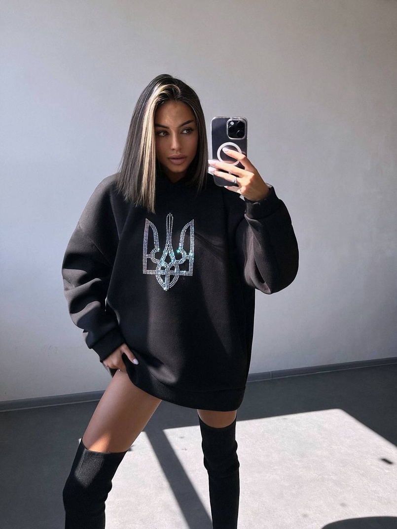 Патріотичне  худі over size із сяючими стразами | PUSHKA SHOP