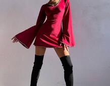 Оксамитова сукня,  декорована стразами з розкльошоними рукавами  | PUSHKA SHOP