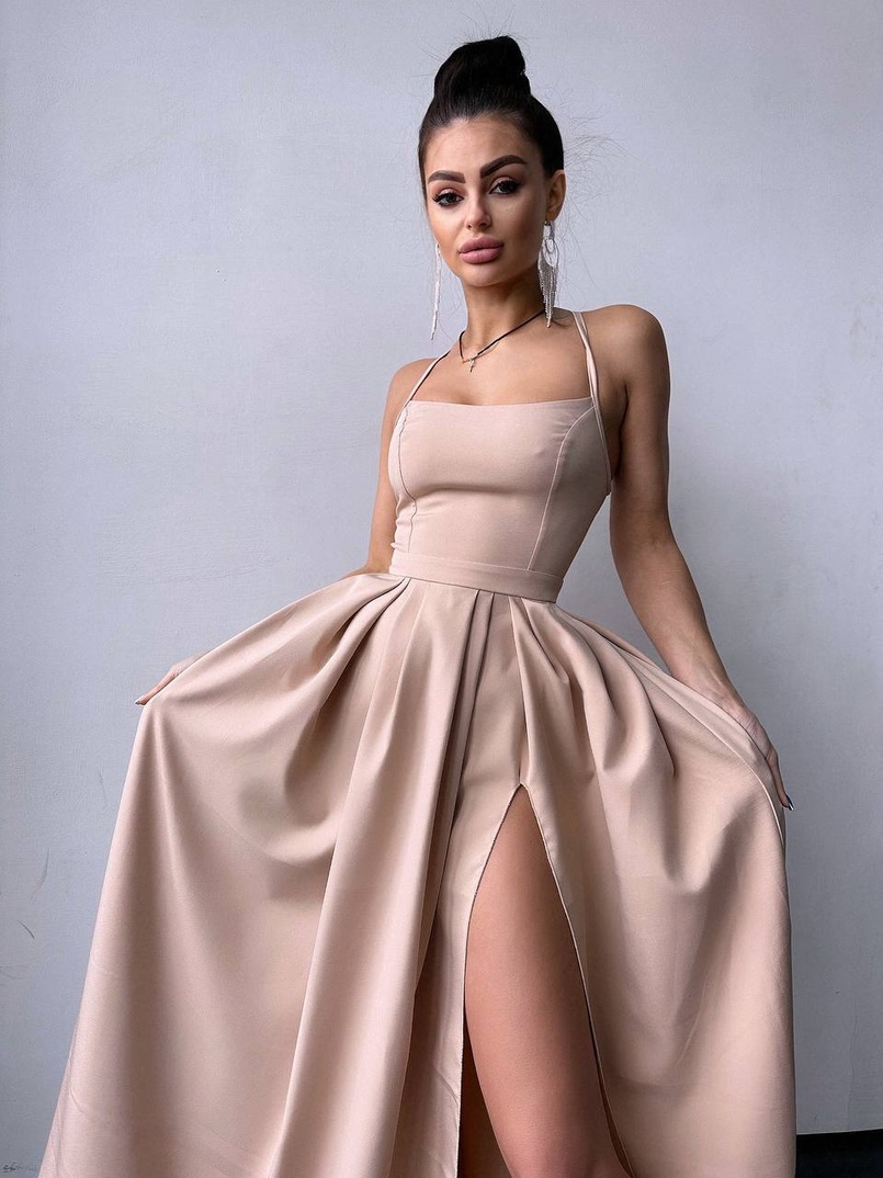 Сукня максі  зі шнурівкою на спинці | PUSHKA SHOP