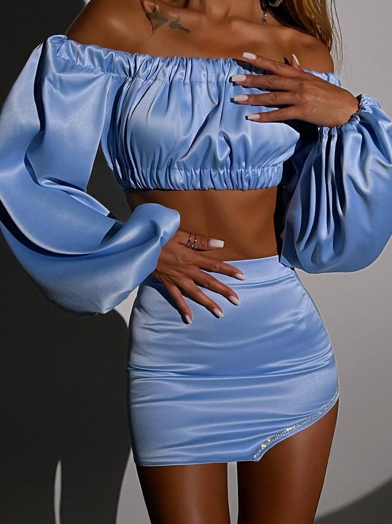 Атласний комплект, декорований стразами Ручна робота, прикраса пришита Атласний комплект, декорований стразами Ручна робота, прикраса пришита | PUSHKA SHOP