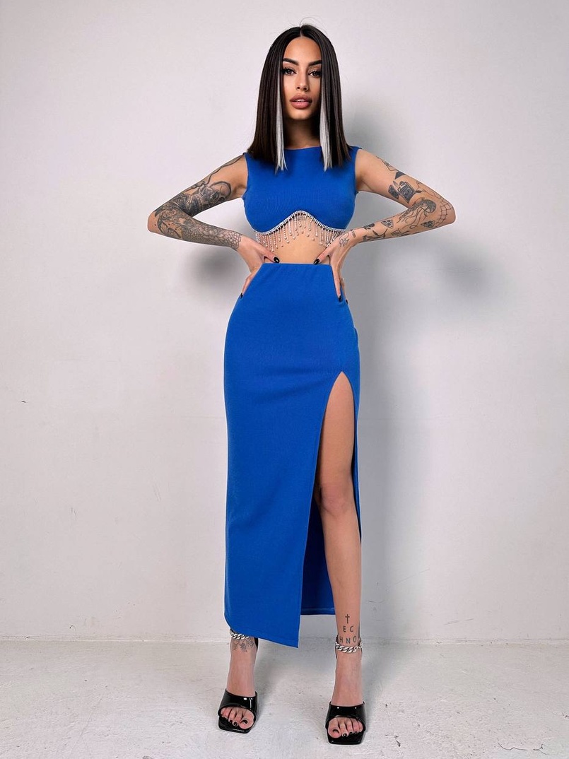 Комплект: топ з бахромою зі страз та спідниця з розрізом Комплект: топ з бахромою зі страз та спідниця з розрізом | PUSHKA SHOP