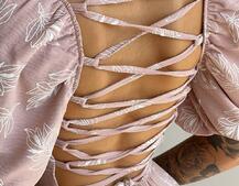 Улюблена сукня міді зі шнурівкою на спинці в нових кольорах Улюблена сукня міді зі шнурівкою на спинці в нових кольорах | PUSHKA SHOP