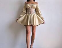 Атласна сукня з обʼємними рукавами та мереживом Атласна сукня з обʼємними рукавами та мереживом | PUSHKA SHOP