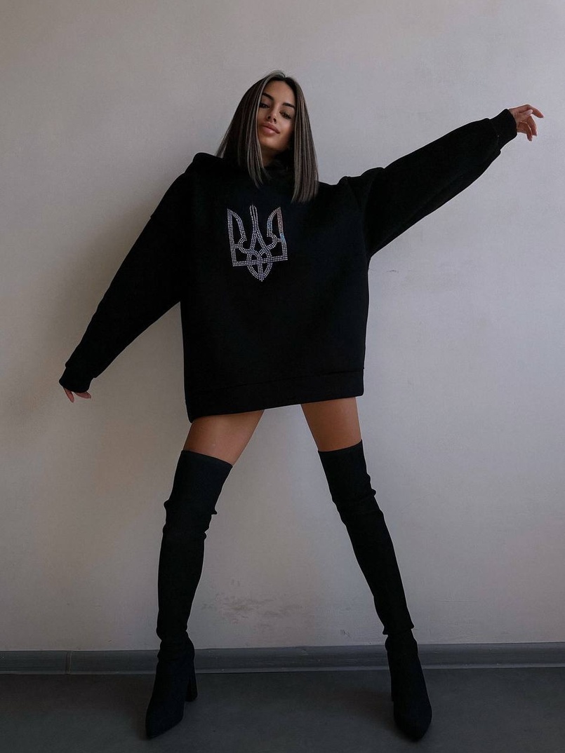 Патріотичне  худі over size із сяючими стразами | PUSHKA SHOP