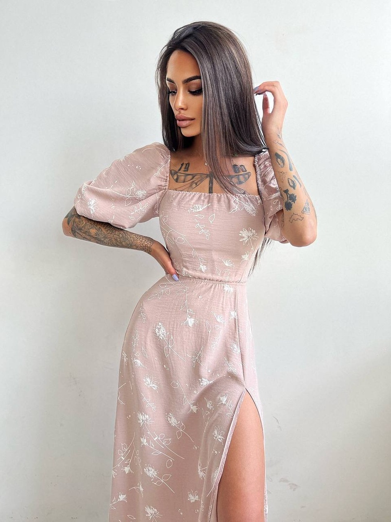 Платье миди со шнуровкой на спинке Платье миди со шнуровкой на спинке | PUSHKA SHOP