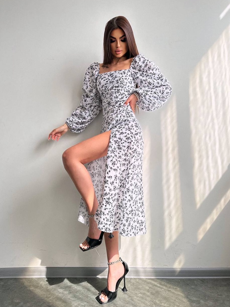 Улюблена сукня-міді зі шнурівкою на спинці та розрізом на ніжці | PUSHKA SHOP