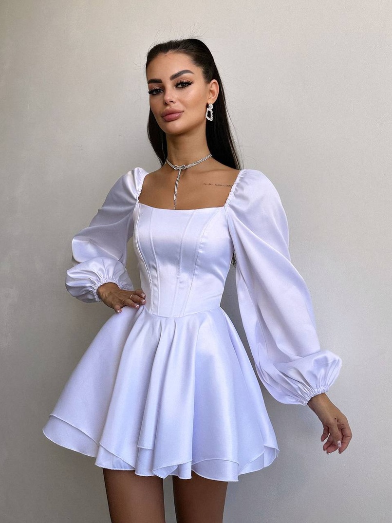 Атласна корсетна сукня з пишною подвійною спідницею та об‘ємними рукавами Атласна корсетна сукня з пишною подвійною спідницею та об‘ємними рукавами | PUSHKA SHOP