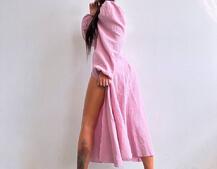 Муслінова сукня -міді з розрізом на ніжці Муслінова сукня -міді з розрізом на ніжці | PUSHKA SHOP