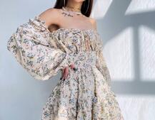 Сукня з квітковим принтом з воланами на ґудзиках Сукня з квітковим принтом з воланами на ґудзиках | PUSHKA SHOP