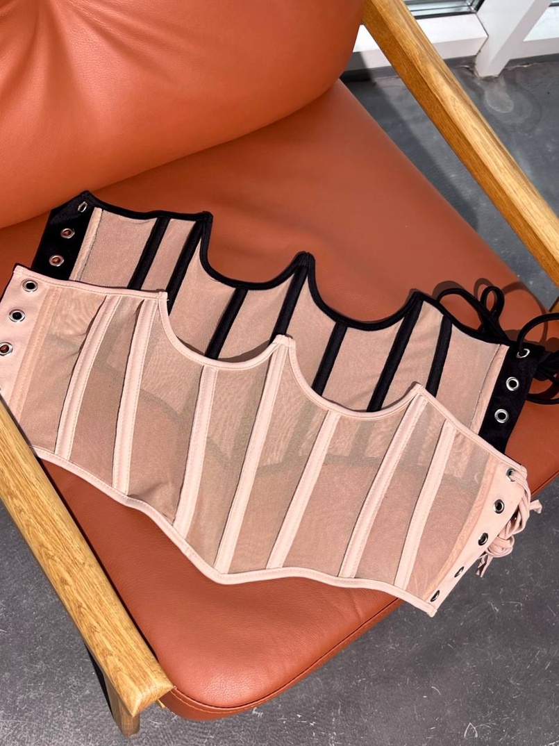 Корсет на кісточках зі шнурівкою Корсет на кісточках зі шнурівкою | PUSHKA SHOP