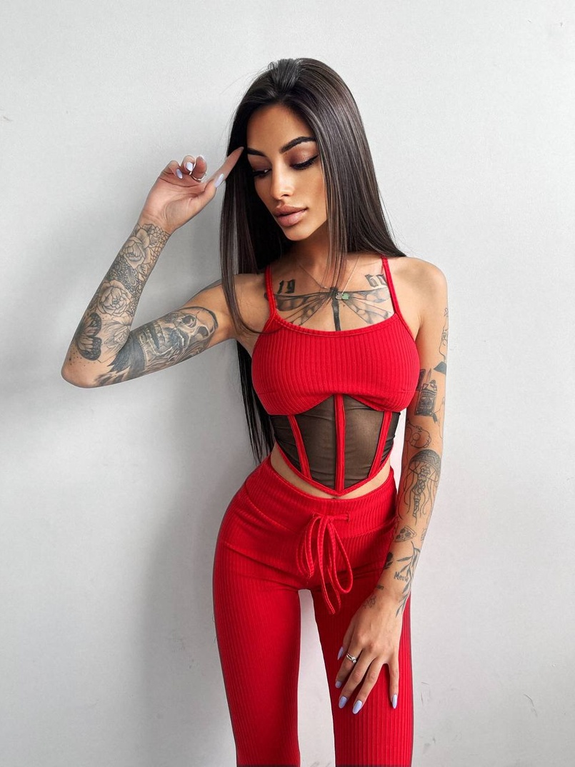 Трикотажный комплект: корсетный топ на косточках + леггинсы Трикотажный комплект: корсетный топ на косточках + леггинсы | PUSHKA SHOP