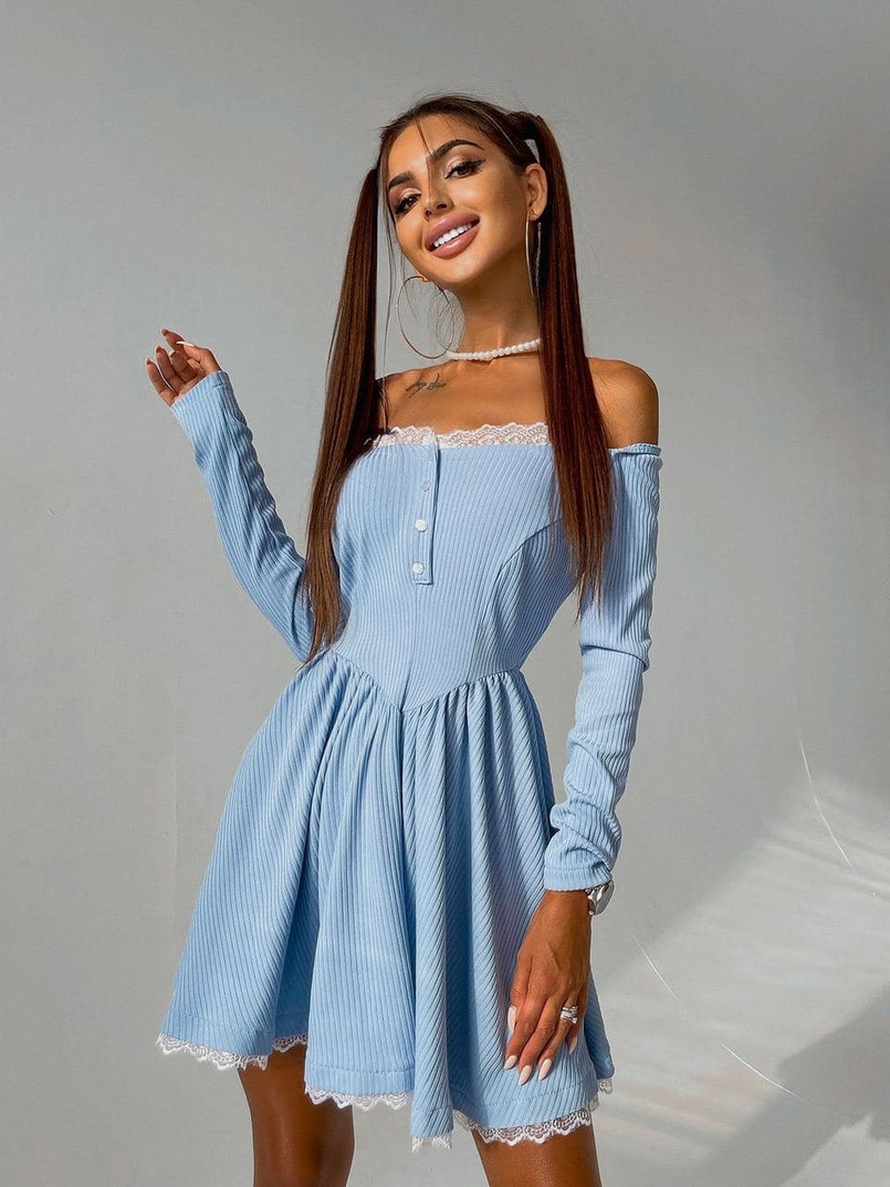 Трикотажное платье, декорированное кружевом Трикотажное платье, декорированное кружевом | PUSHKA SHOP