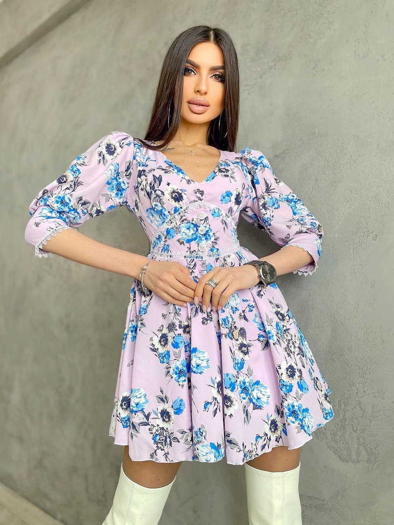 Цветочное платье-мини, декорированное кружевом Цветочное платье-мини, декорированное кружевом | PUSHKA SHOP