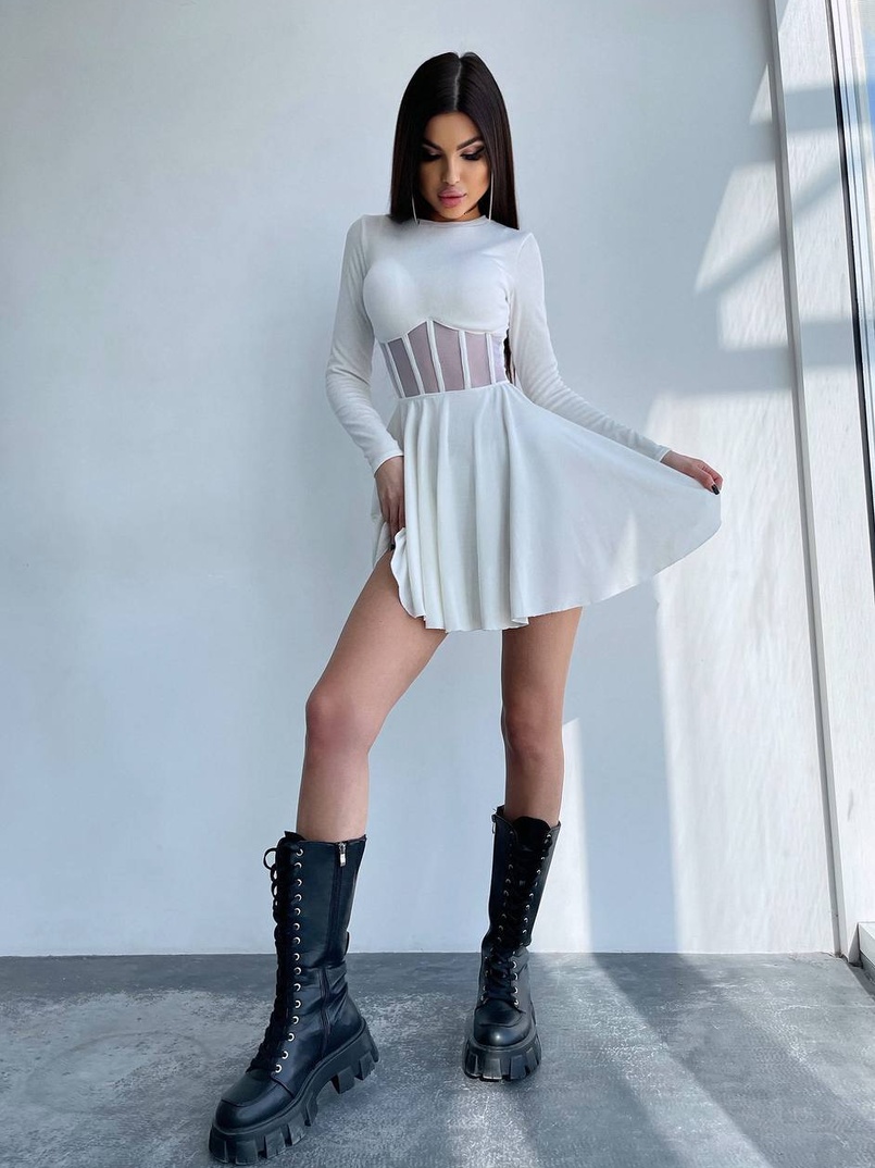 Приталена сукня з корсетною вставкою та спідницею-сонцем | PUSHKA SHOP